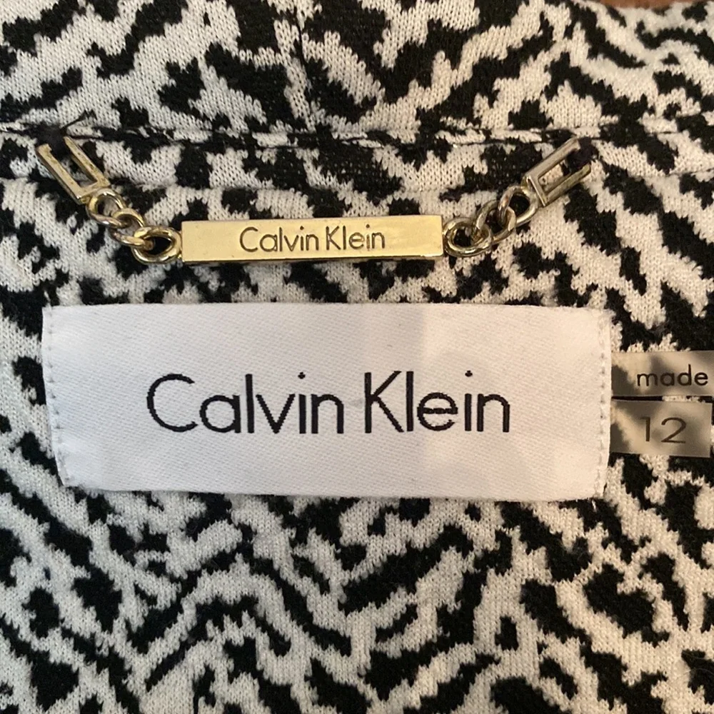Coat - Picture 3 of 4